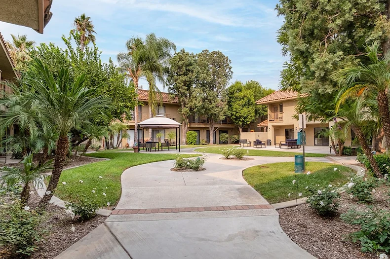 Image of Vista Blue Mountain Senior Living (4)