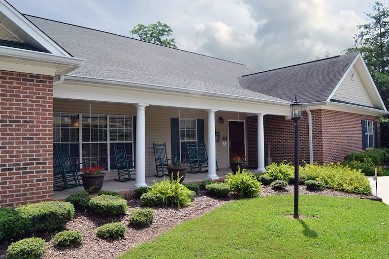 Image of Country Cottages Russellville (1)