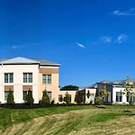 The Seasons@Alexandria (Assisted Living) exterior