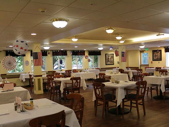 Image of Laurelhurst Village (3)