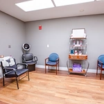 Lexington Assisted Living senior living community offering independent living, assisted living, and memory care in Ventura, CA, beauty salon