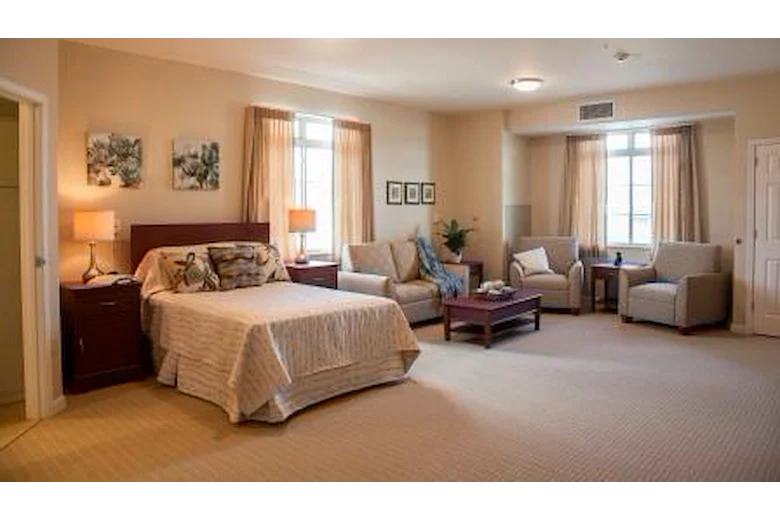 Image of The Ganzhorn Suites of Powell (6)