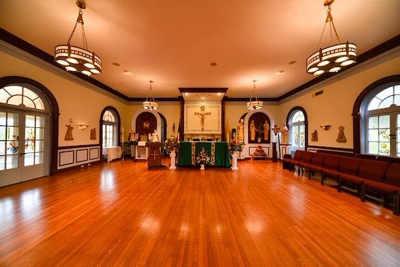 Image of Holy Family Manor (3)