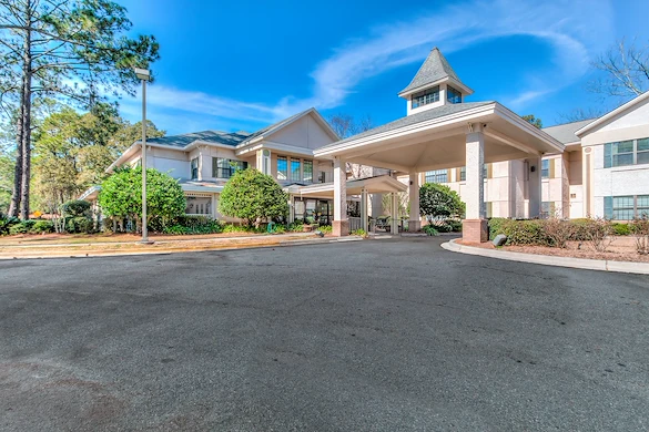 Image of Oaks at Habersham (1)