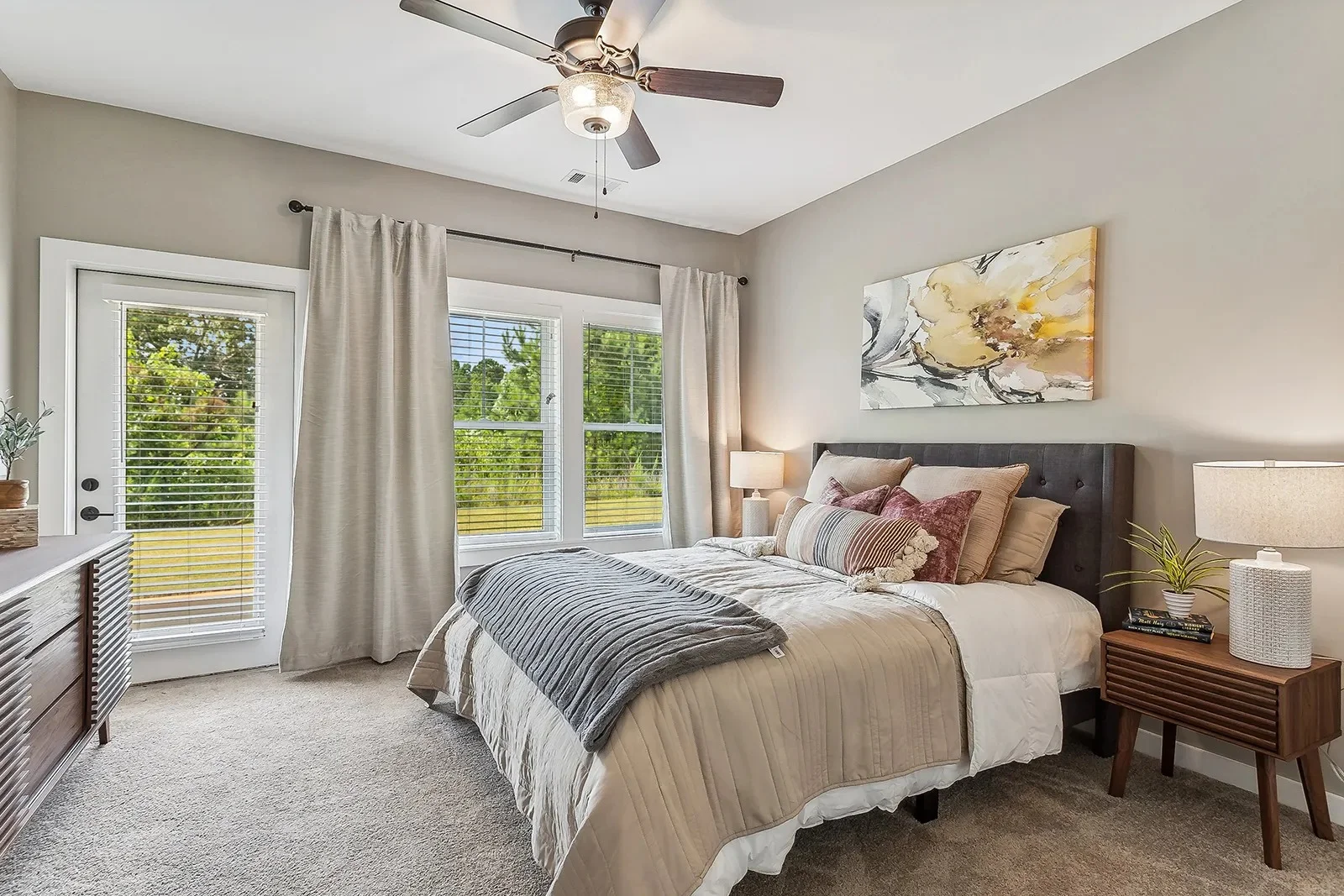 Image of The Pearl at Dallas (10)