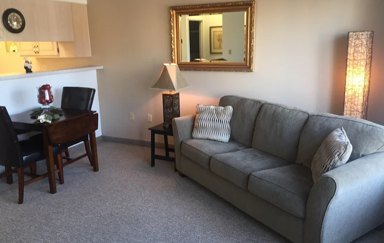 Image of Royal Park Retirement Center (3)