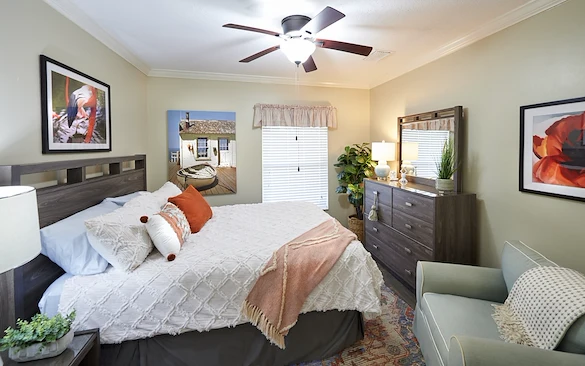 Image of Crescent Wood Senior Living (5)