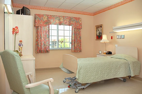 Image of Life Care Center At Inverrary (2)