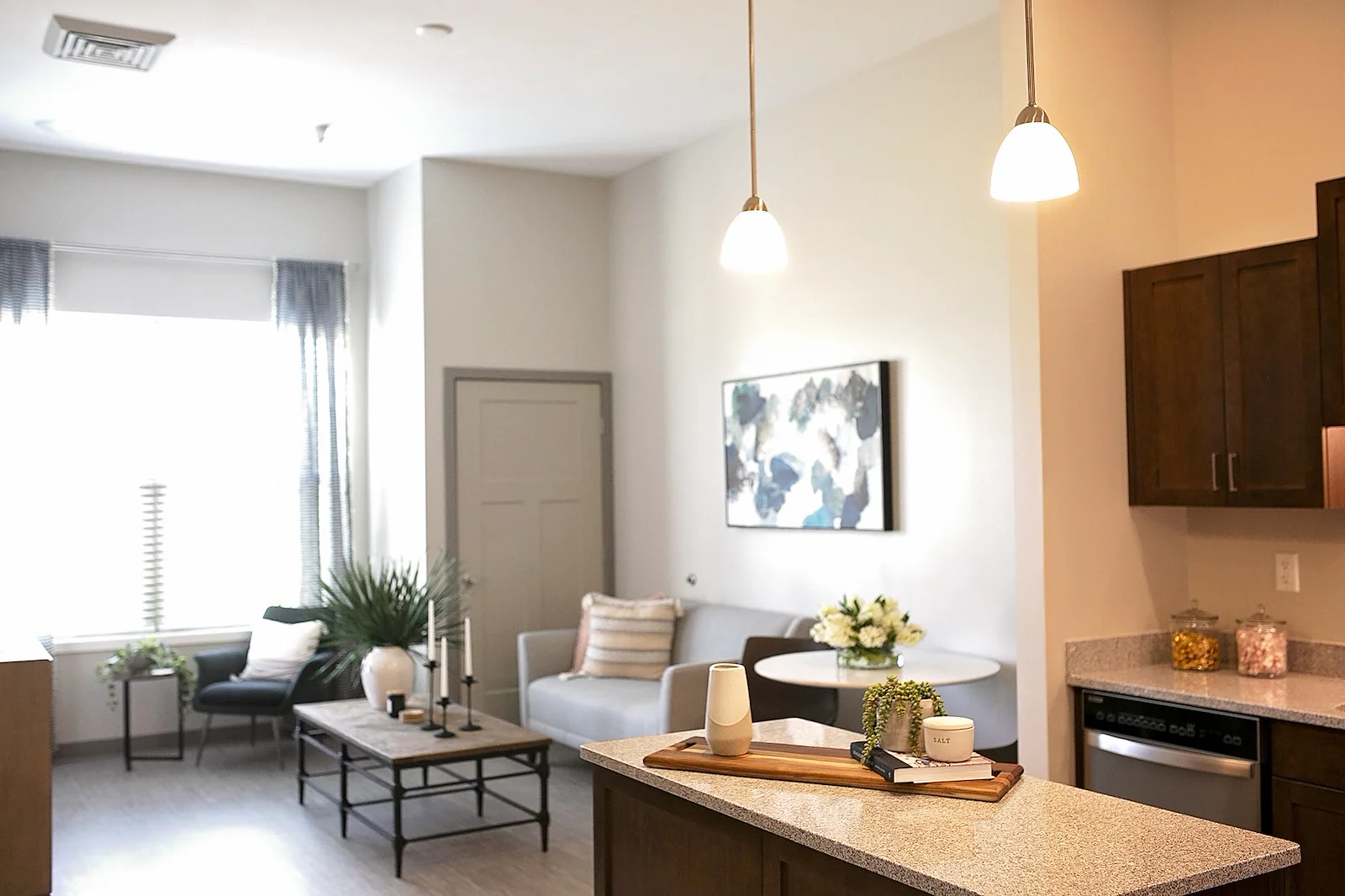 Astral at Auburn, senior living community offering independent living, assisted living, and memory care in Auburn, IN, apartment with open layout