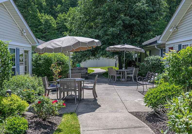 Image of Arden Courts of Chagrin Falls (8)