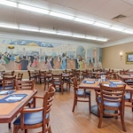 Charter Senior Living of Bowling Green dining room