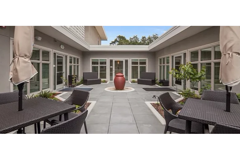 Image of Merrill Gardens at Monterey (3)