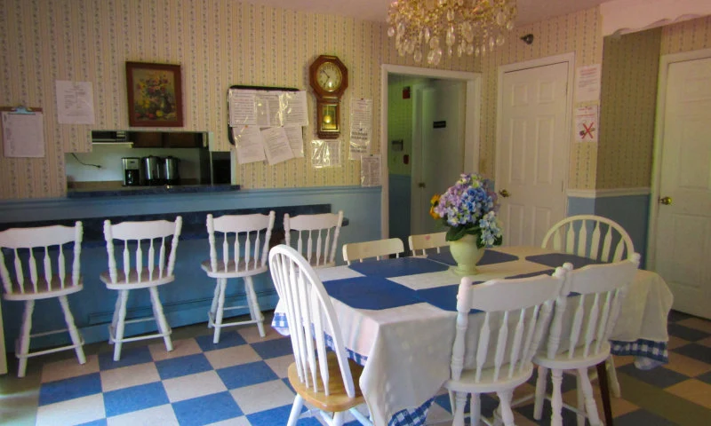 Image of Young at Heart Assisted Living - Facility 1 (5)