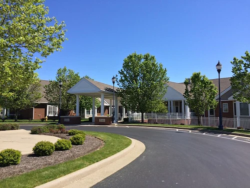 Image of Heritage Pointe Of Huntington Senior Living (1)