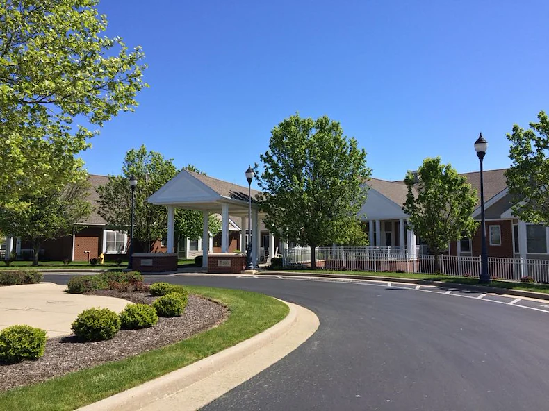 Image of Heritage Pointe Of Huntington Senior Living (1)