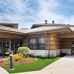 Image of Alden Gardens and Courts of  Des Plaines (1)