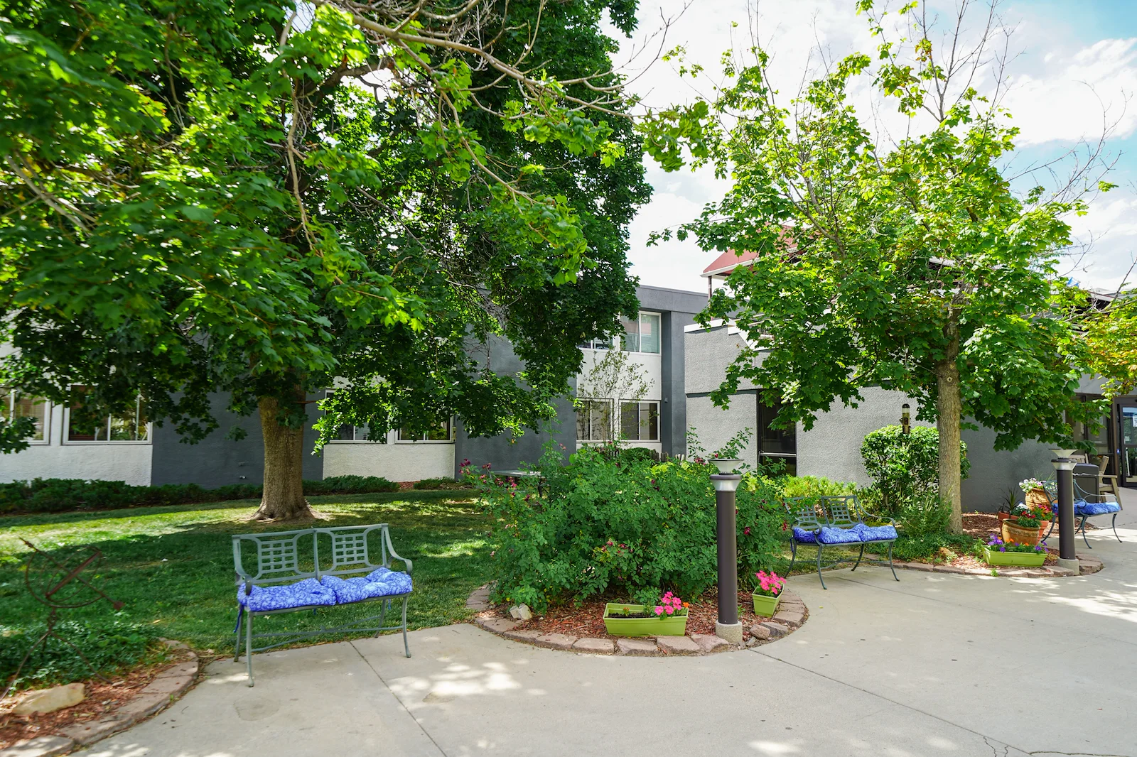 Image of Cherrelyn Healthcare Center (4)