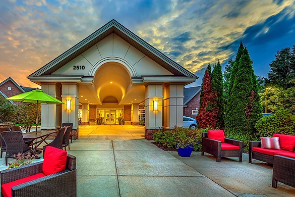 Image of Covenant Living of the Great Lakes Skilled Services (1)