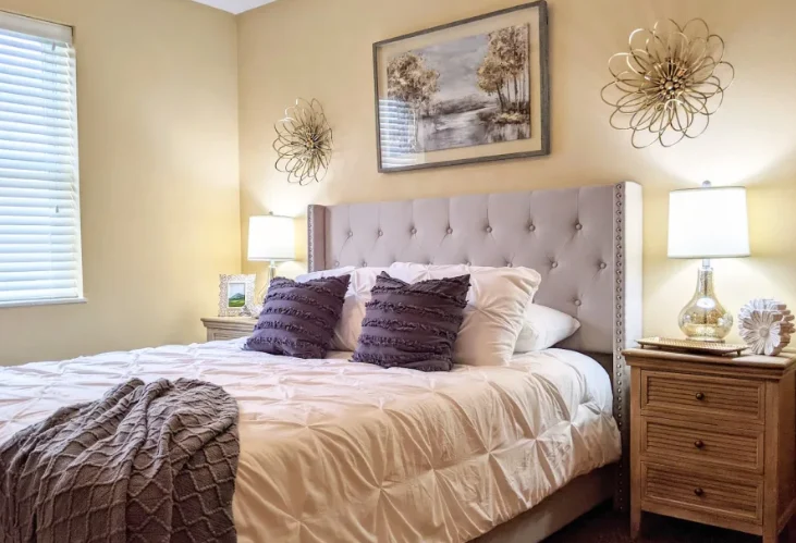 Image of Garden Place Red Bud (7)