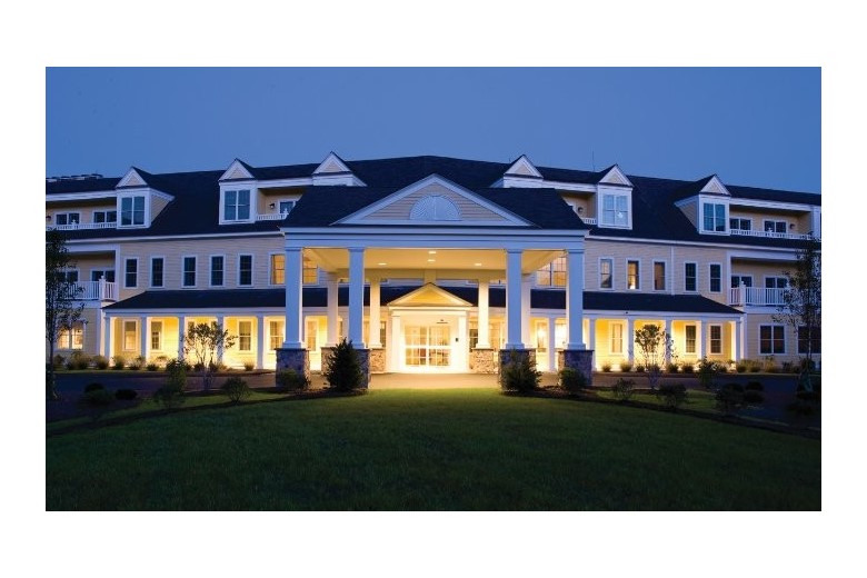 Image of Benchmark Senior Living at The Commons (1)