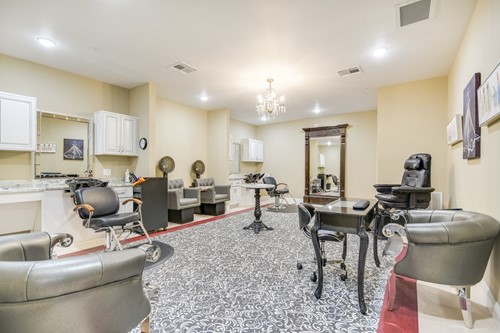 Image of Legacy Oaks of Azle Senior Living (7)
