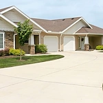 Parker Place Gracious Retirement Living Hawthorn Senior Independent Living in Mentor, Ohio exterior