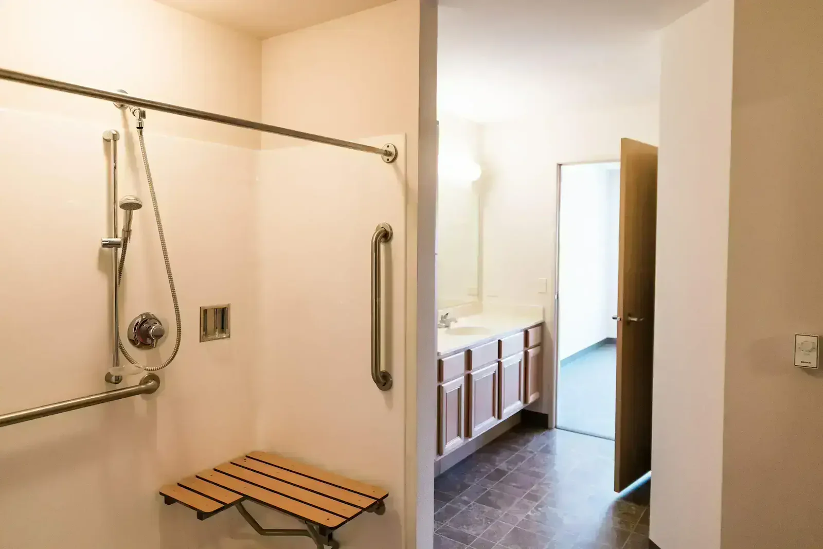 Image of Becher Terrace Senior Apartments (7)