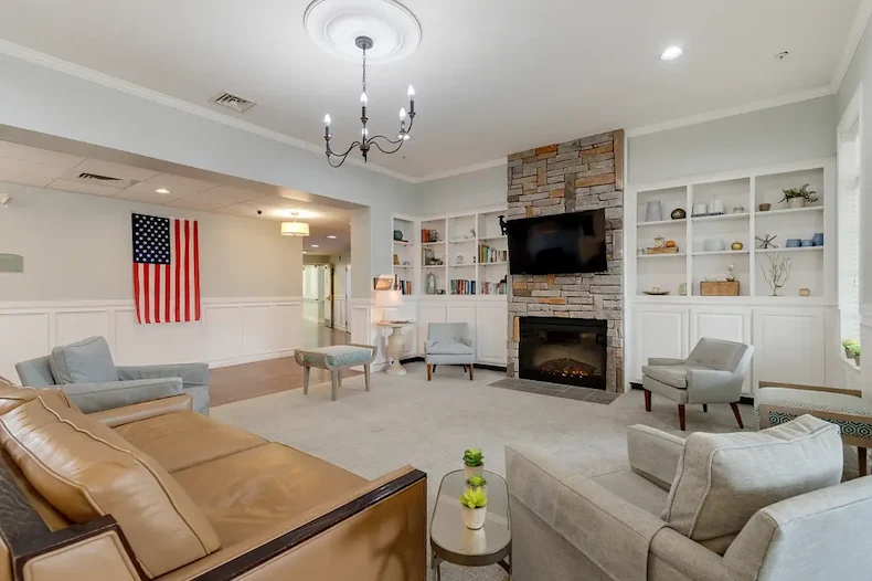 Image of Brookfield Senior Living - Bella Vista (2)