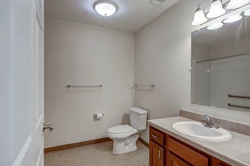 Image of Saluda Commons (9)