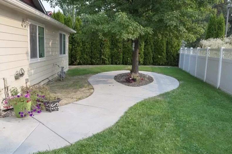 Image of Ashley Manor - Eagle 1 (2)