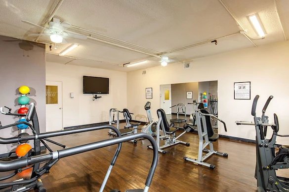 Image of Pacific Pointe Senior Apartments (5)