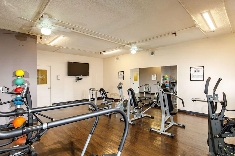 Image of Pacific Pointe Senior Apartments (5)