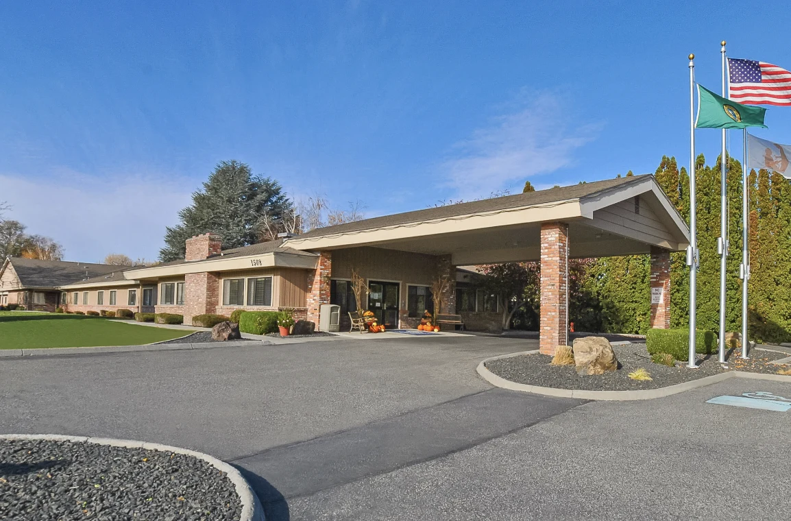 Image of Life Care Center Of Kennewick (2)