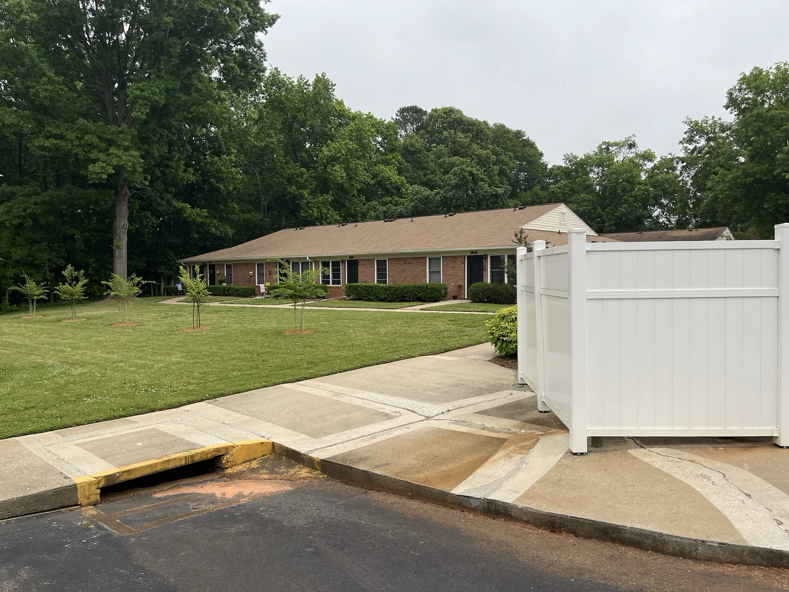 Image of Miller Oaks Apartments (5)