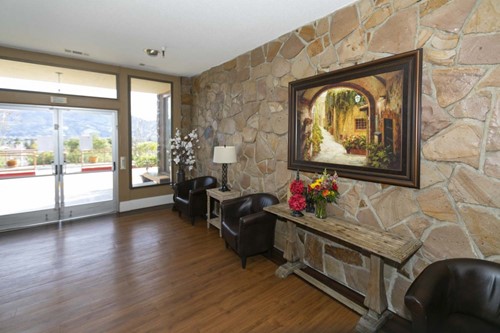 Image of Cloverdale Healthcare Center (6)
