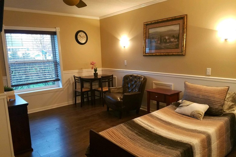 Image of Brockford Inn Assisted Living (4)