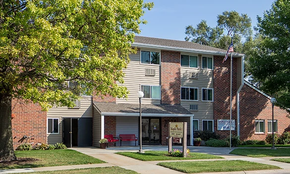 Image of Maple Park (2)