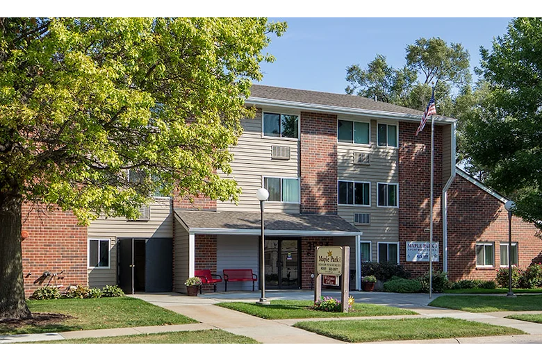 Image of Maple Park (2)
