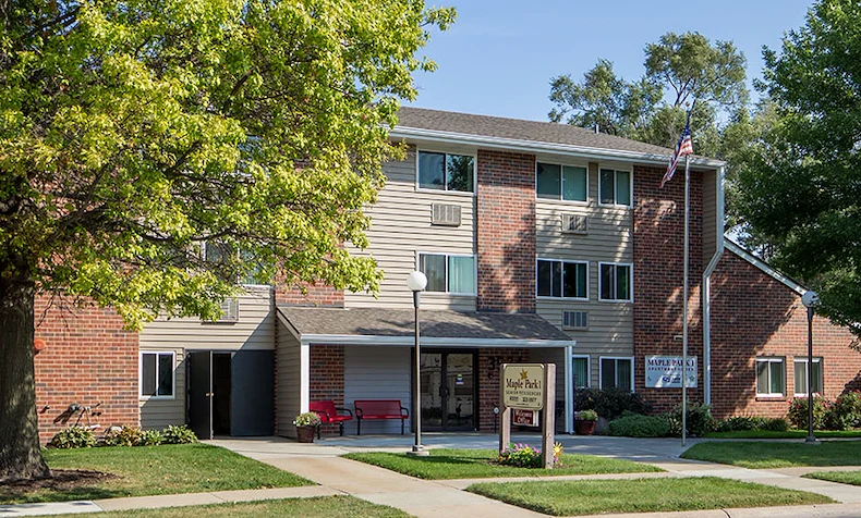 Image of Maple Park (2)