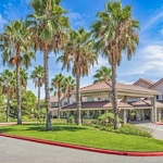 Image of Holiday Valencia Commons (1)