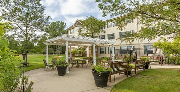 Image of StoryPoint Libertyville (2)