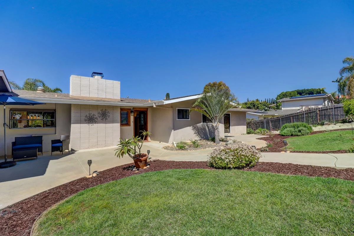 Image of Present Moments Senior Living (2)