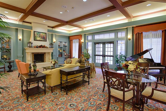 Image of The Crescent (9)