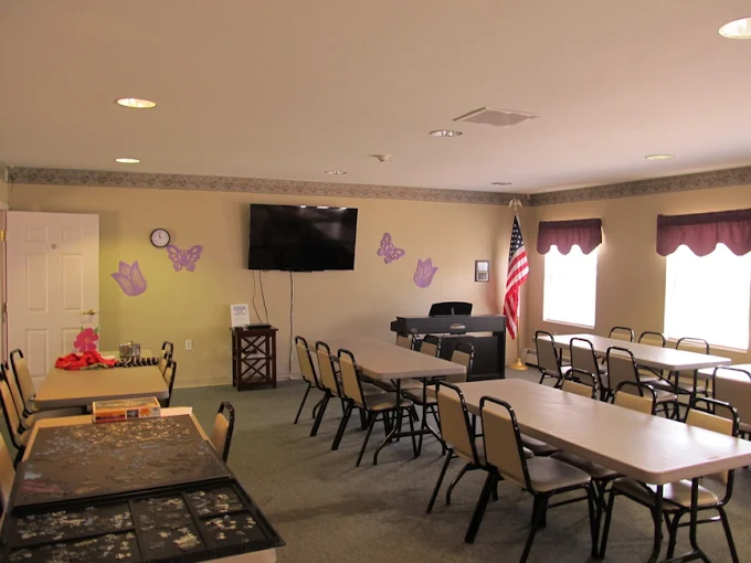 Image of Seneca Pointe Senior Apartments (4)