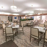 Avamere at Newberg senior living community offering assisted living, memory care, and respite care in Newberg, OR, dining room