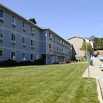 Image of Eskaton Lincoln Manor (2)