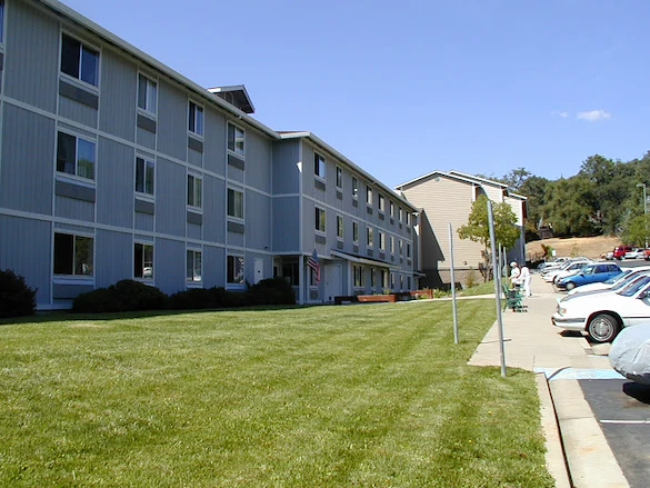 Image of Eskaton Lincoln Manor (2)