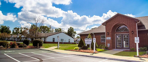 Image of Shady Oak Village Senior Living Apartments (2)