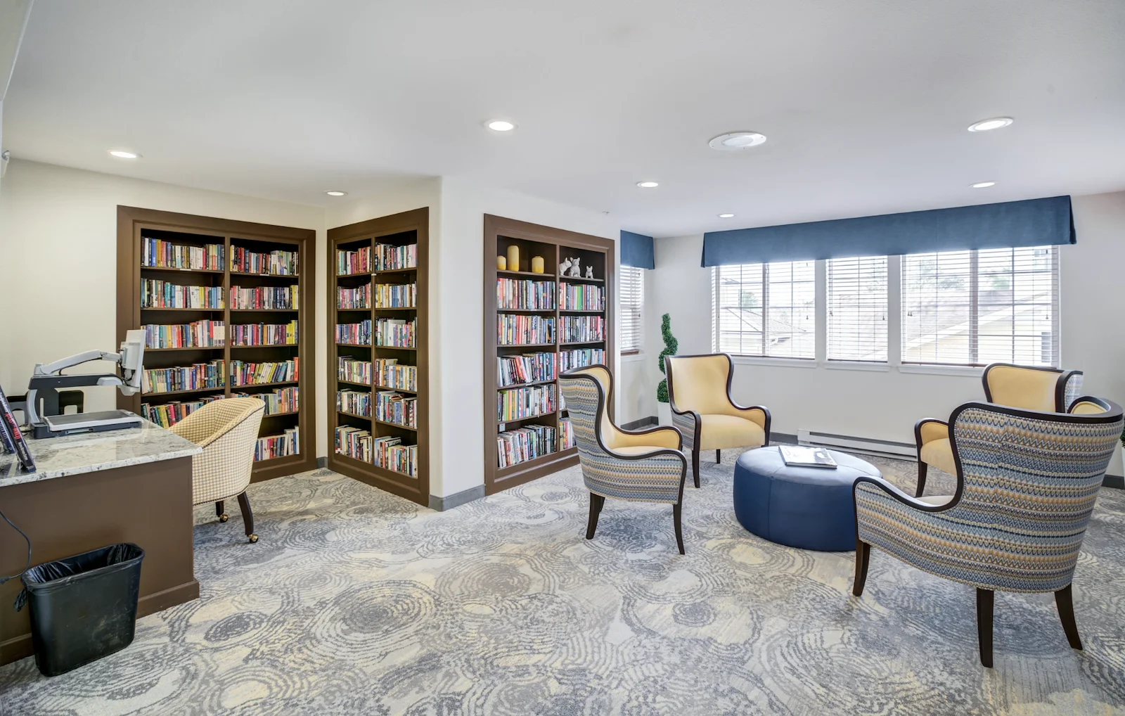 Steeplechase Gracious Retirement Living Hawthorn Senior Independent Living in Oxford, Florida library