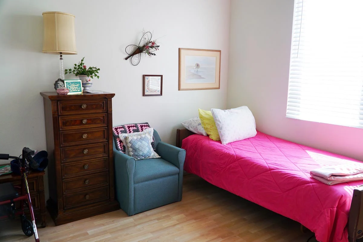 Image of Temple Green (2)